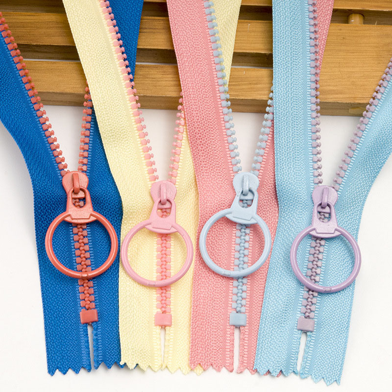 Custom zipper tape colors