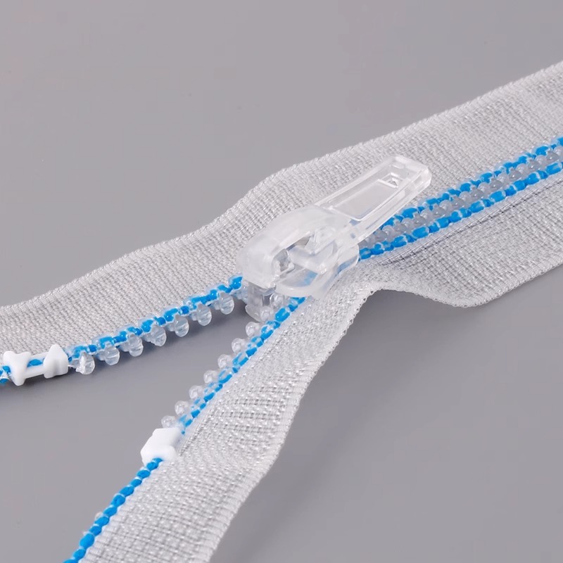 Water-resistant zipper detail