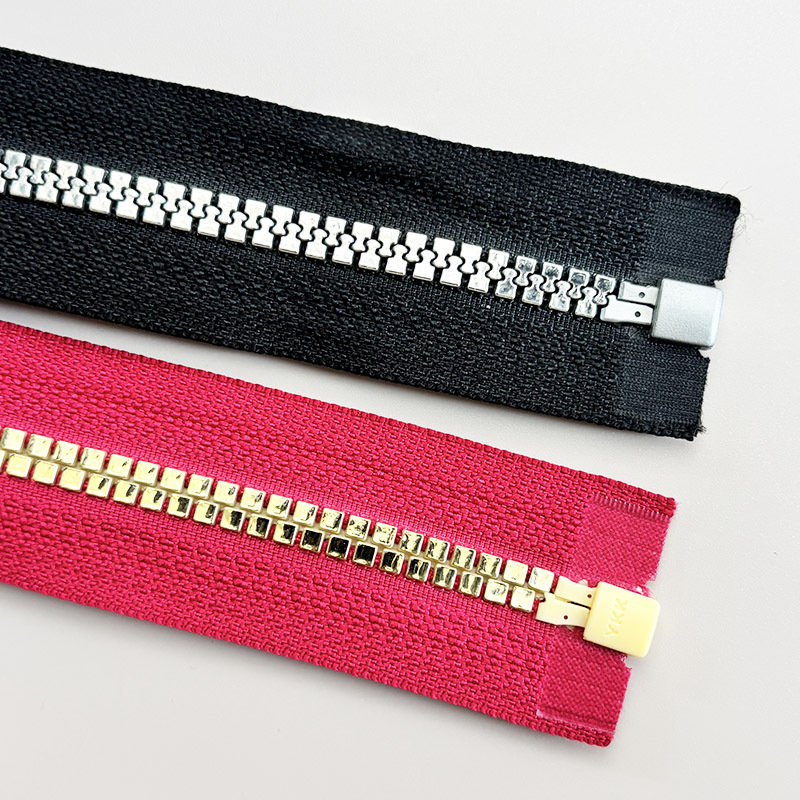 Metal Zippers detail view